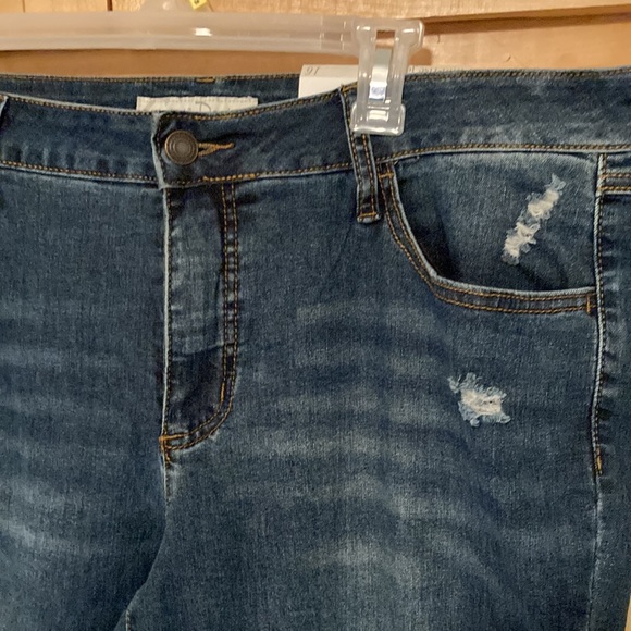 Denim jogging. Size 16 - Picture 3 of 8